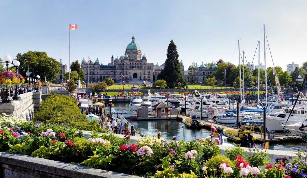 Inner-Harbour+BC-Parliament 1-cropped